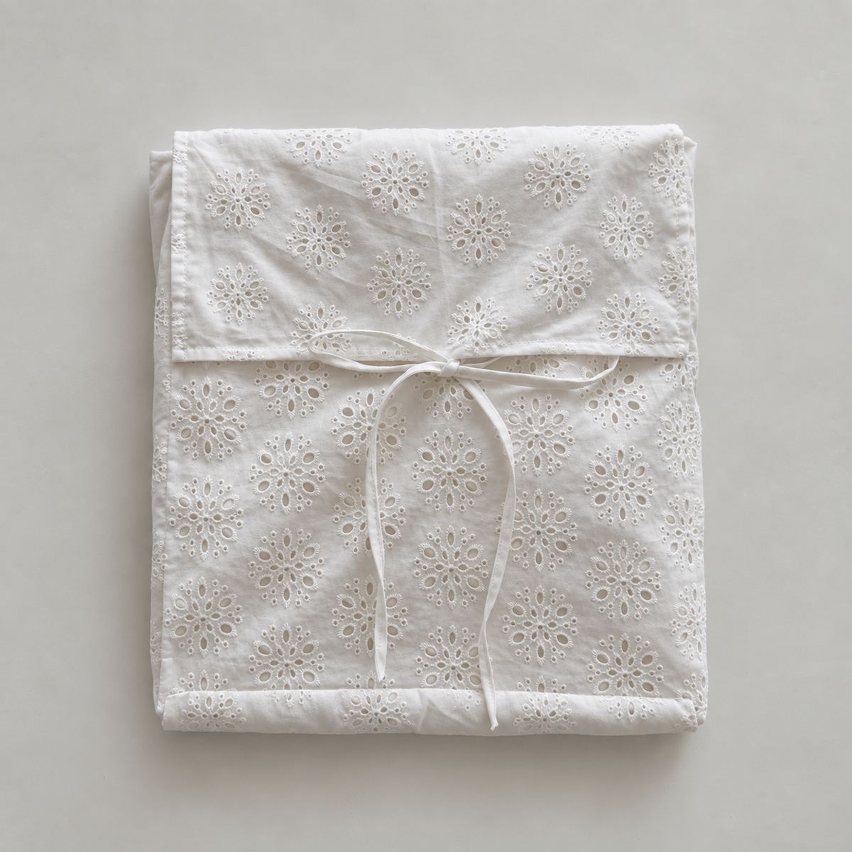 The Eyelet Home Set